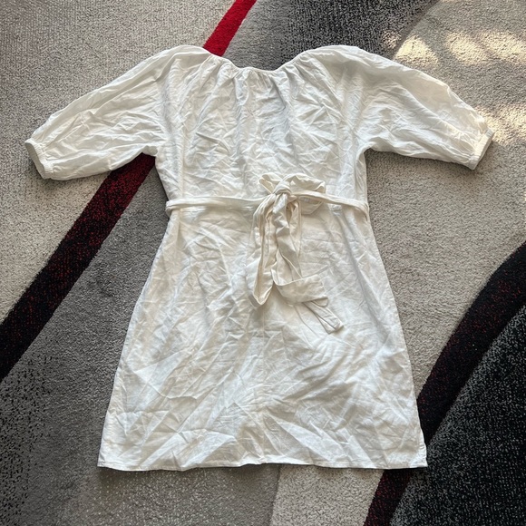 Banana Republic White 1/2 Sleeve Linen Blend Wrap Dress - Picture 4 of 4